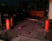 газовые балоны на крыше здания